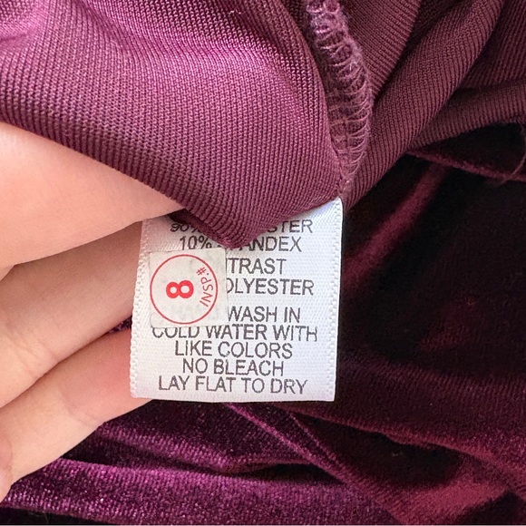 Gibson x Glam Squad Burgundy Velvet Wrap Top Y2K Style Holiday - Picture 6 of 7